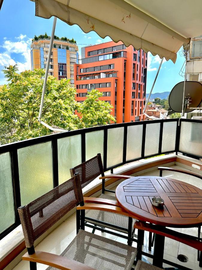 Central Inn Home Tirana Exteriör bild